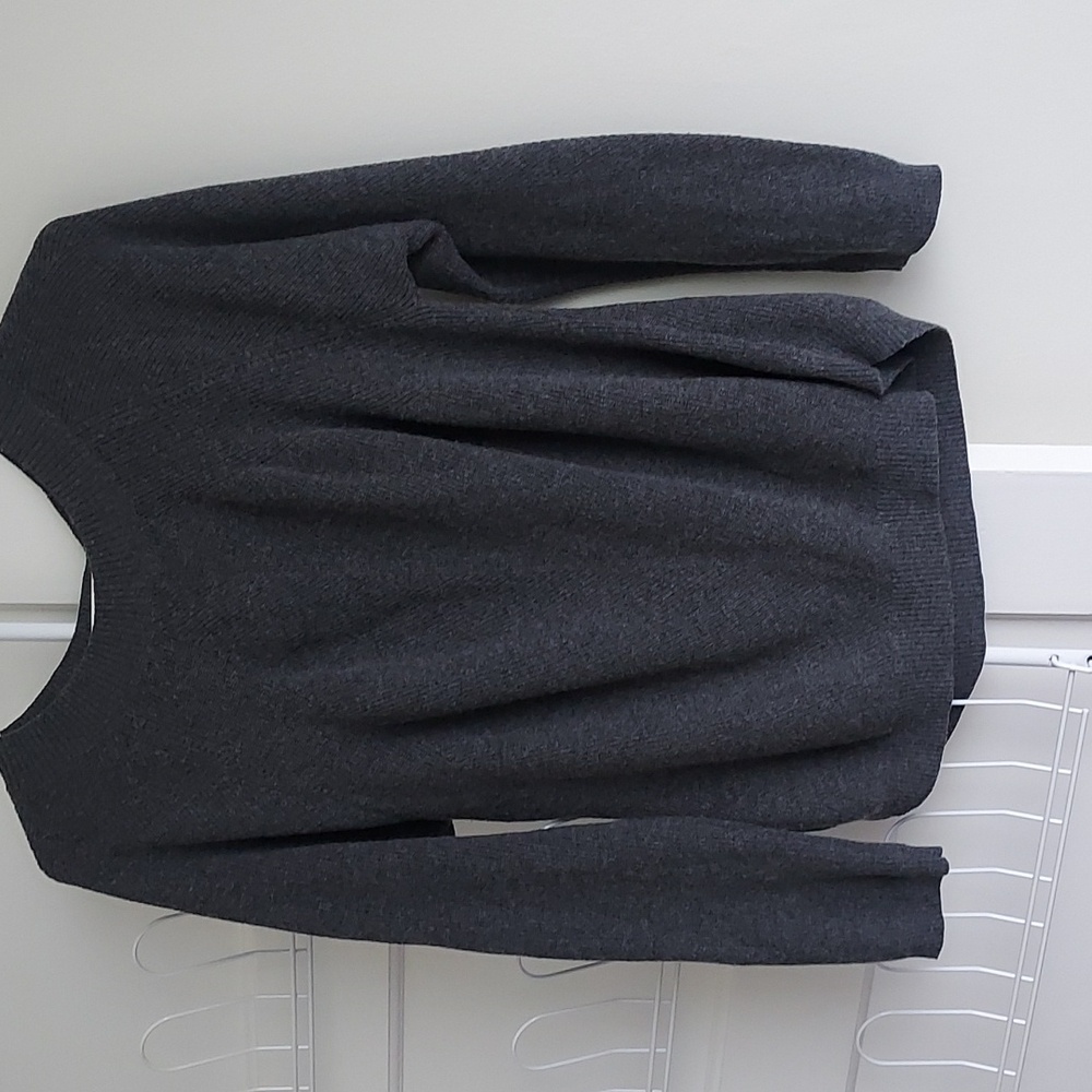 Title Nine Szabo 2.0 Merino Wool Blend Crewneck Sweater in Gray Pullover